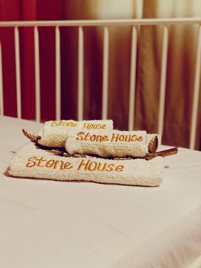 Stone House - Makepe, Douala Aparthotel Exteriör bild